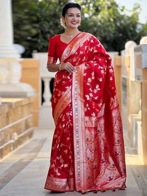 Red woven design zari kanjeevaram saree 1