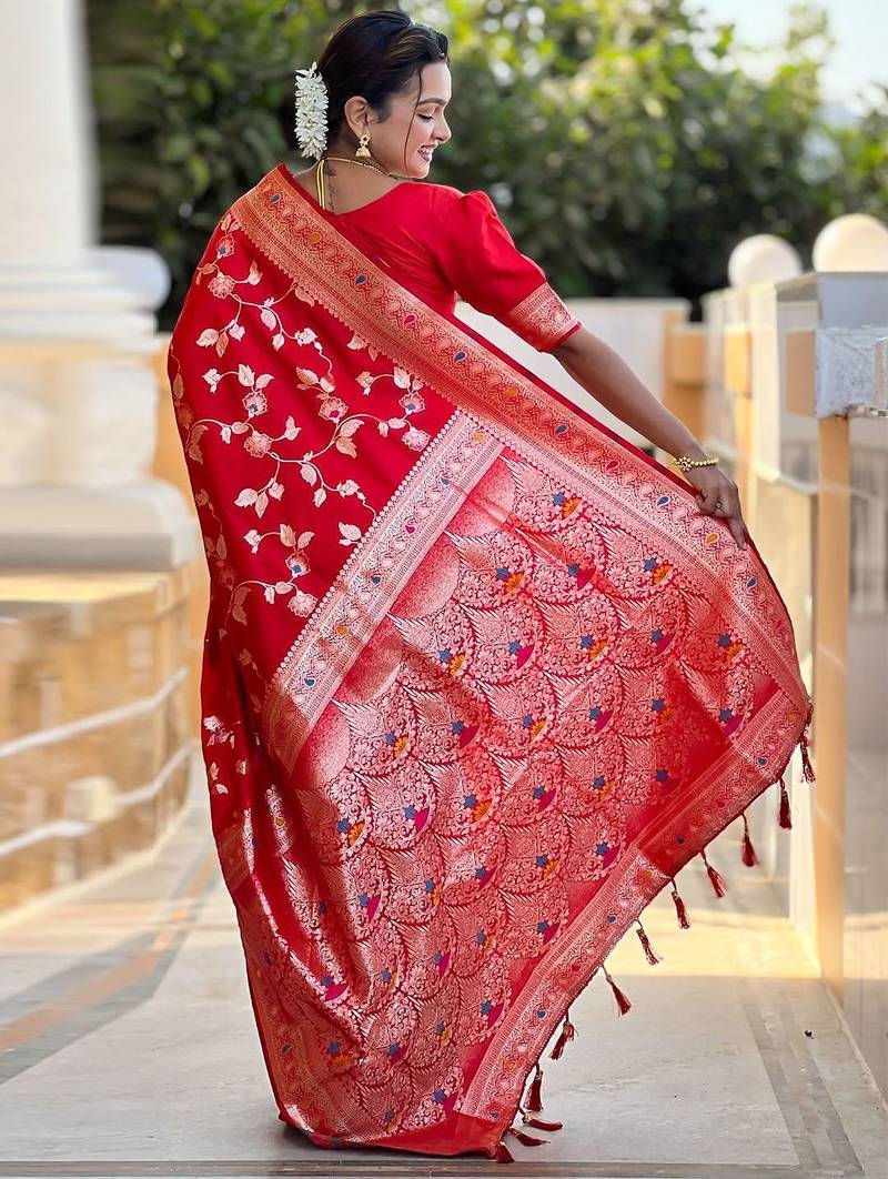 Red woven design zari kanjeevaram saree