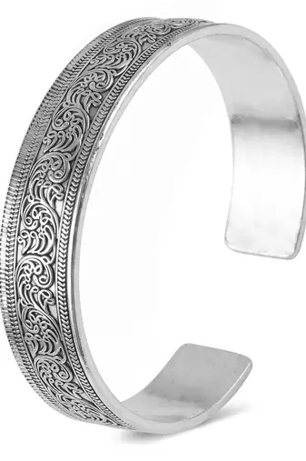 Fancy cuff bracelet for women