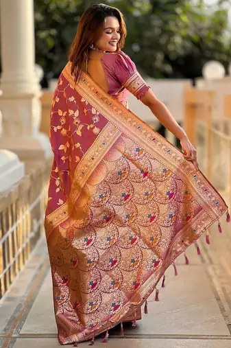 Pink woven design zari kanjeevaram saree