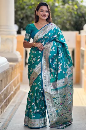 Blue murti ethnic motifs woven design zari kanjeevaram saree