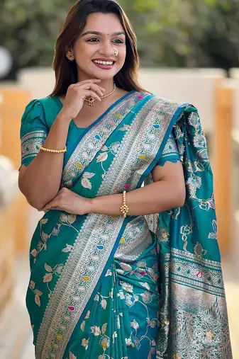 Blue murti ethnic motifs woven design zari kanjeevaram saree
