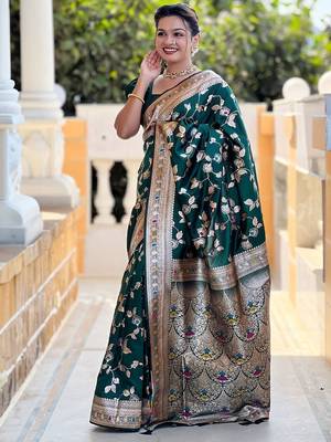 Green woven design zari kanjeevaram saree 2