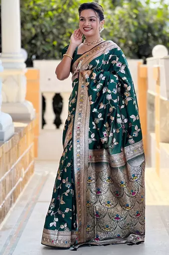 Green woven design zari kanjeevaram saree