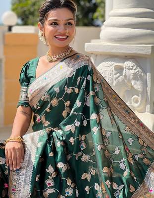Green woven design zari kanjeevaram saree 5