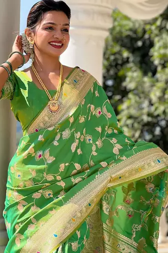 Green woven design zari kanjeevaram saree