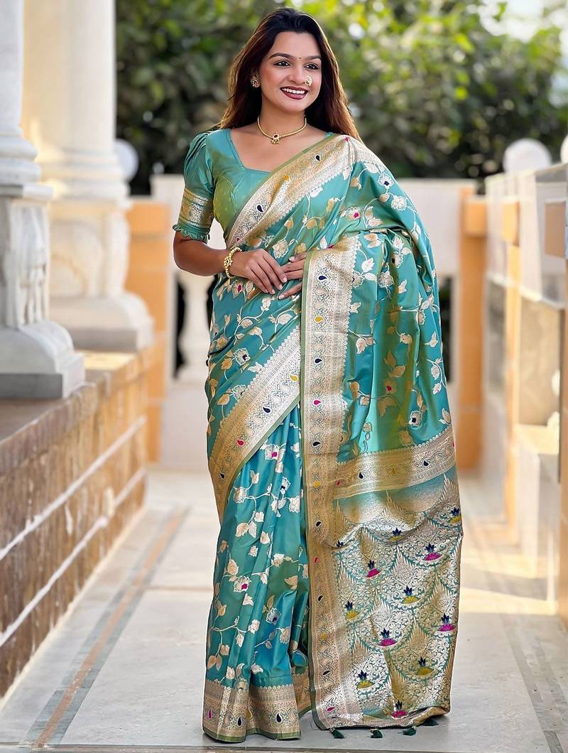 Blue floral woven design zari kanjeevaram saree