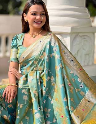 Blue floral woven design zari kanjeevaram saree 5