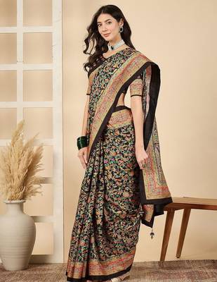 Black woven design silk blend banarasi saree 3