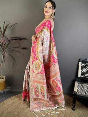 Pink floral embroidered silk blend handloom jamdani saree 3