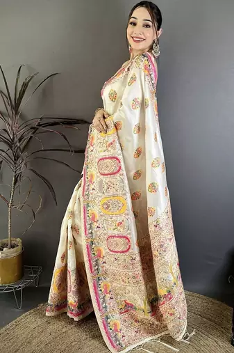 Off white floral zari silk blend jamdani saree