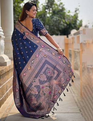 Blue woven design zari kanjeevaram saree 3