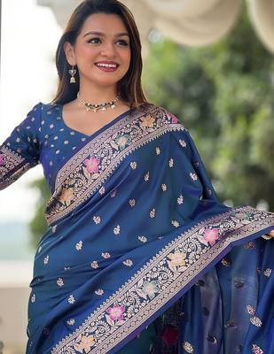 Blue woven design zari kanjeevaram saree 4