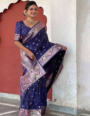 Blue woven design zari kanjeevaram saree 4