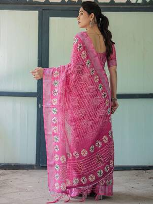 Pink bandhani printed zari  linen saree 3