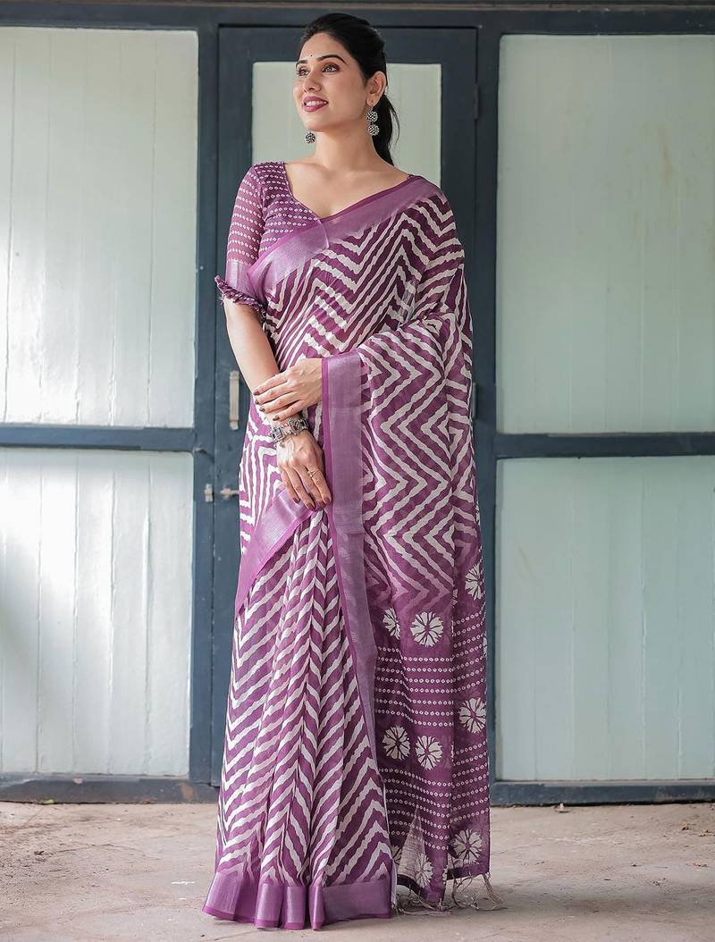 Purple women geometric printed zari  linen saree