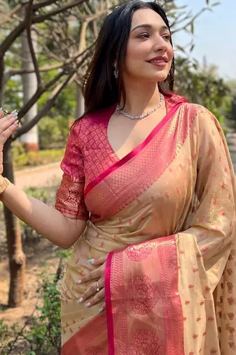 Cream woven design zari kanjeevaram saree