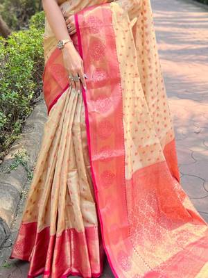 Cream woven design zari kanjeevaram saree 4