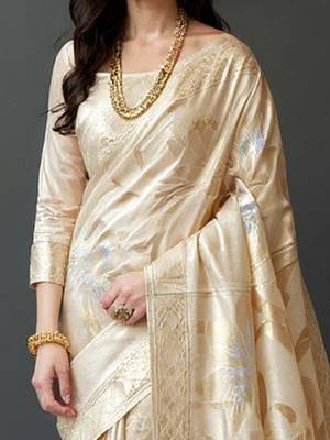 Cream woven design zari banarasi saree 3