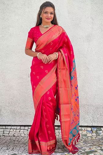 Pink woven design zari silk blend paithani saree