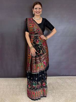 Black floral zari silk blend saree 4