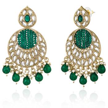 Women's kundan & beads studded green chandbali earrings with maangtikka set 3