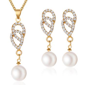 Gold plated american diamond & pearl studded pendant necklace chain 4
