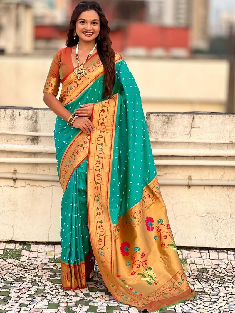 Turquoise woven design zari silk blend handloom paithani saree