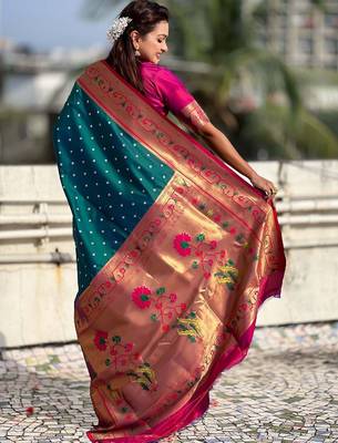 Teal woven design zari silk blend handloom paithani saree 4