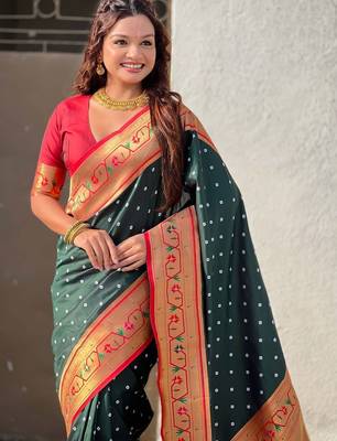Green woven design zari silk blend handloom paithani saree 2