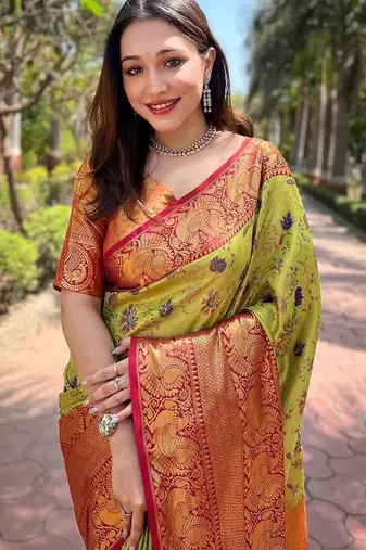 Green woven design zari kanjeevaram saree