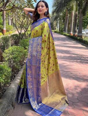 Green woven design zari kanjeevaram saree 1