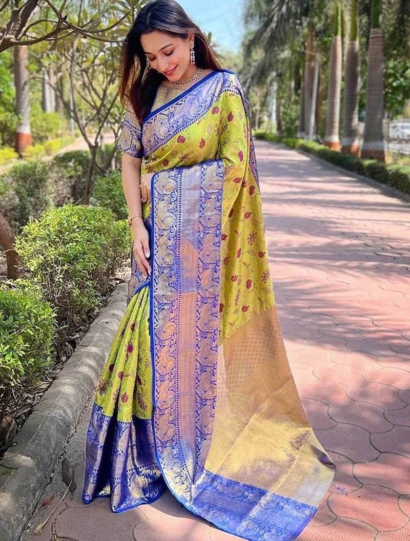 Green woven design zari kanjeevaram saree