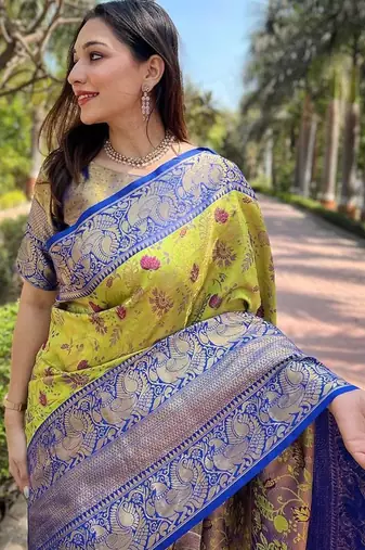 Green woven design zari kanjeevaram saree