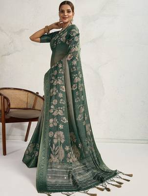 Green women floral embellished sequinned kanjivaram tissue saree 3