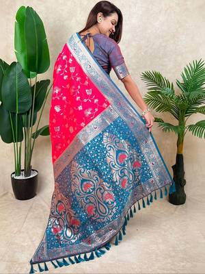 Pink woven design zari silk blend handloom kanjeevaram saree 3