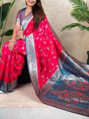 Pink woven design zari silk blend handloom kanjeevaram saree 5