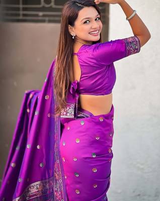 Purple woven design zari silk blend baluchari saree 4