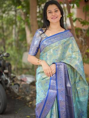 Green floral zari kanjeevaram saree 2