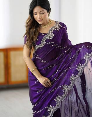Purple ethnic motifs embroidered saree 5