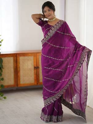 Magenta embellished embroidered festive saree 3