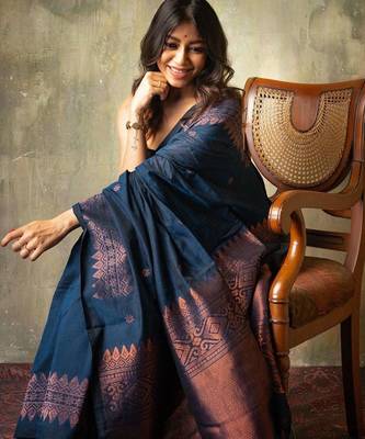 Navy blue silk blend banarasi saree 5
