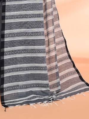 Grey  cotton taant saree 3