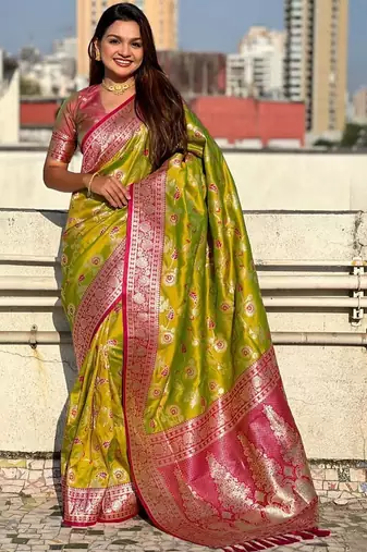 Green woven design zari kanjeevaram saree