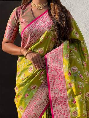 Green woven design zari kanjeevaram saree 5