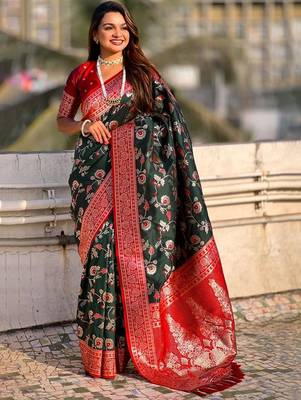 Green woven design zari kanjeevaram saree 1