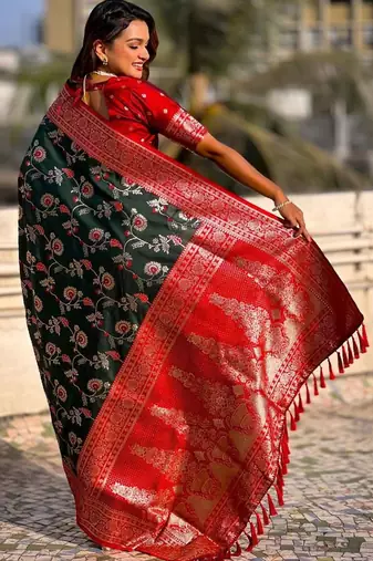 Green woven design zari kanjeevaram saree