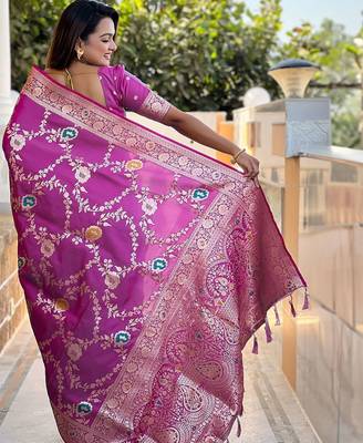 Purple woven design zari kanjeevaram saree 2