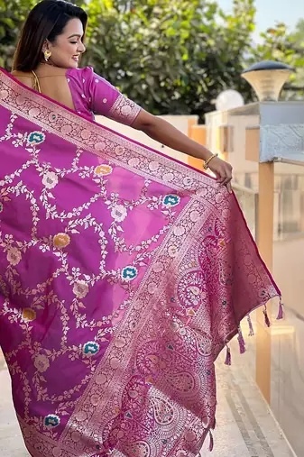 Purple woven design zari kanjeevaram saree