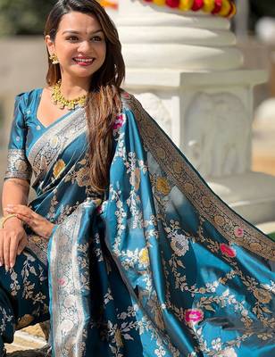 Blue woven design zari kanjeevaram saree 5